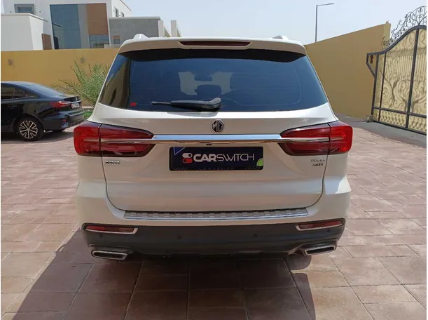 Car image 6