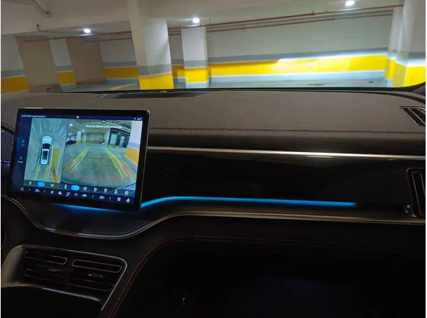 Car image 39