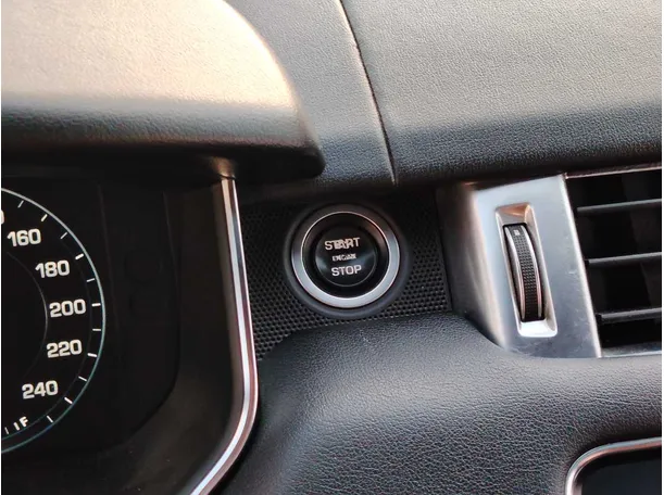 Car image 31