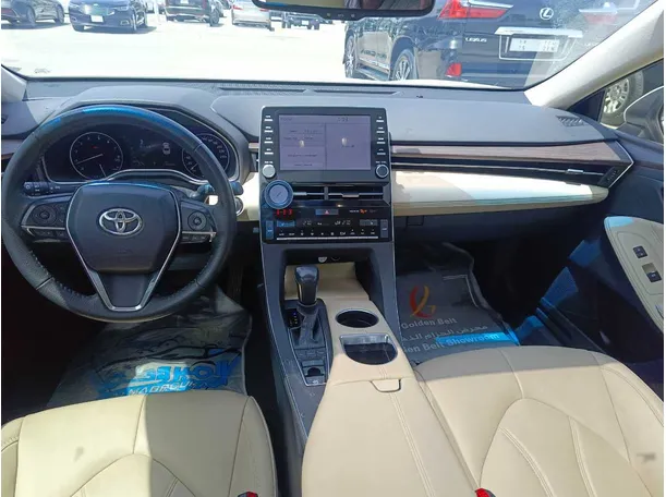 Car image 21