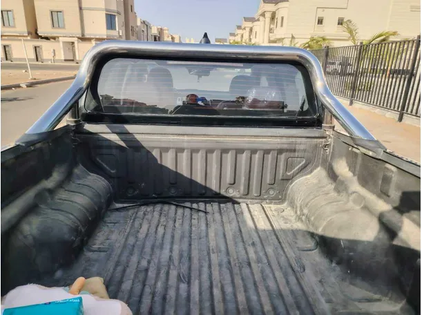 Car image 26