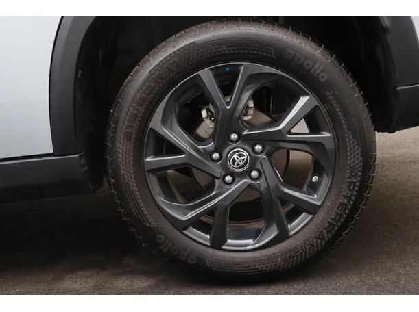 Car image 7