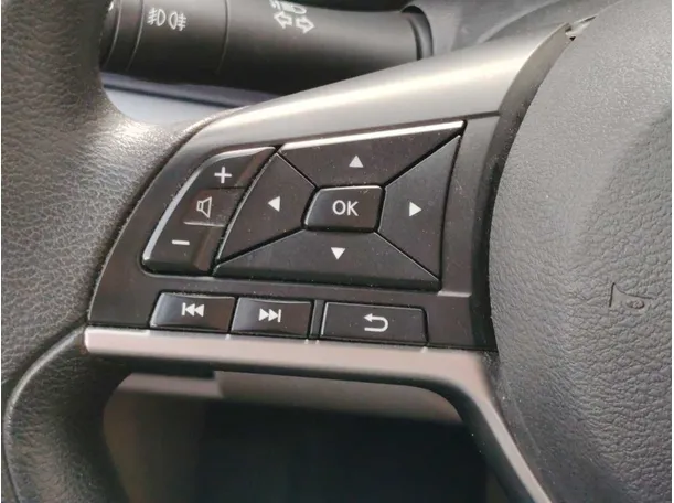 Car image 33