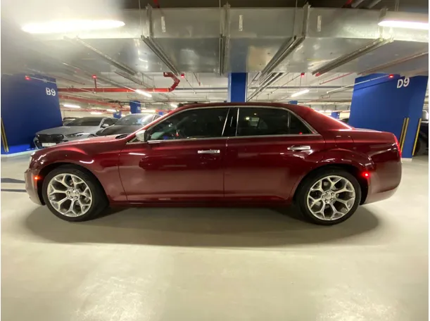 Car image 8