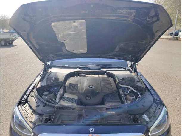 Car image 40