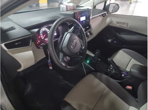 Car image 11