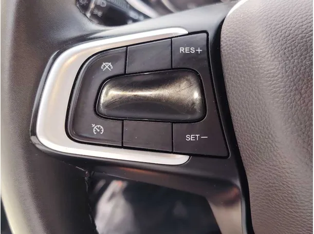 Car image 31