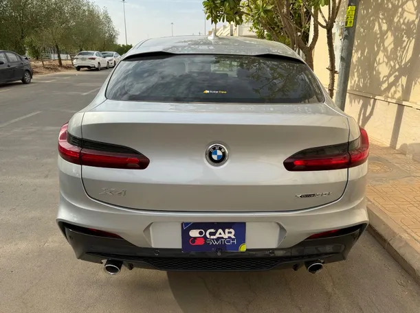 Car image 6