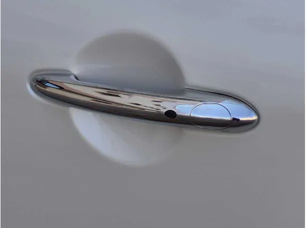 Car image 31