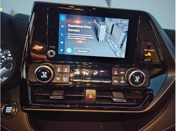 Car image 29
