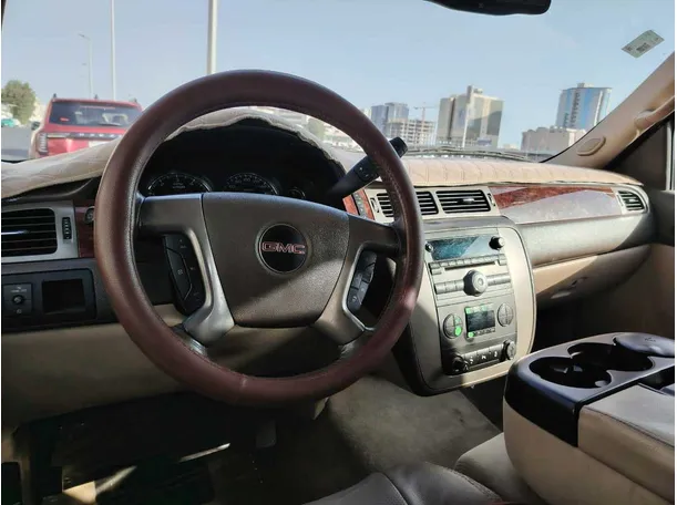Car image 22