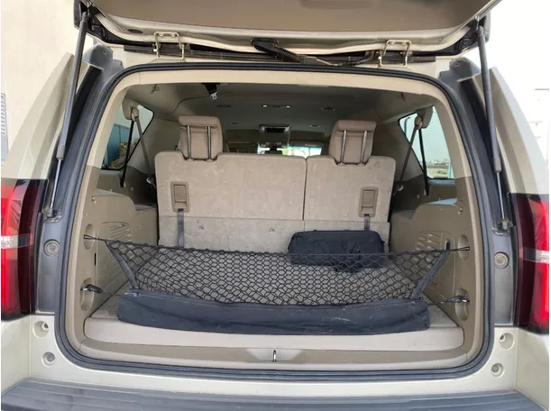 Car image 18