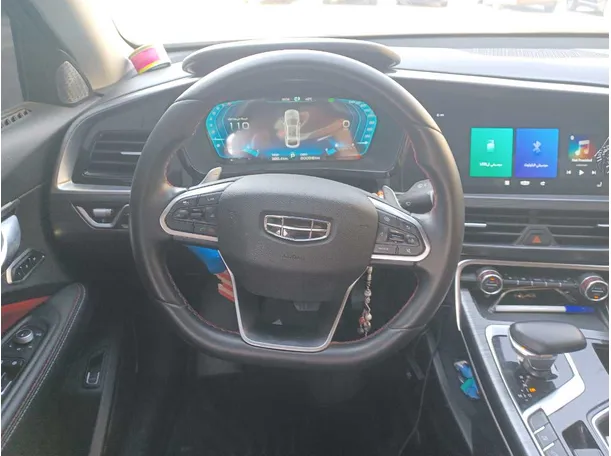 Car image 16