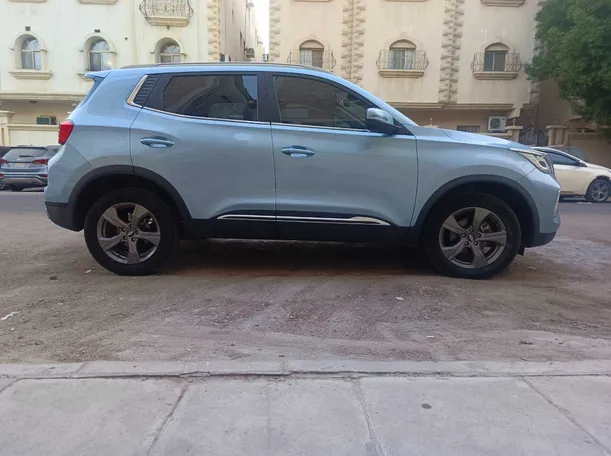 Car image 4