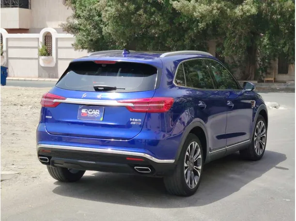 Car image 5