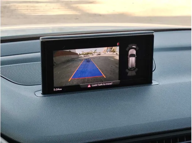 Car image 23