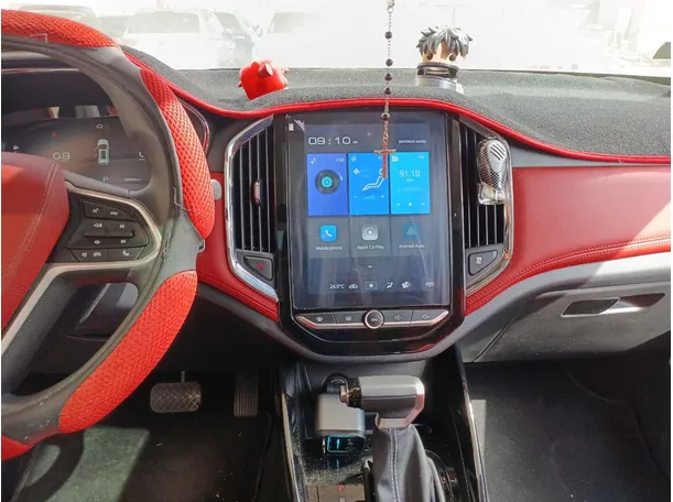 Car image 17