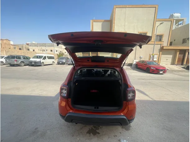 Car image 20