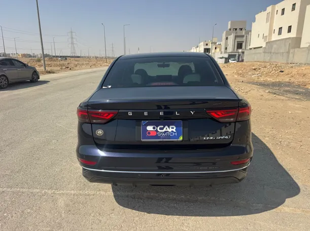 Car image 6