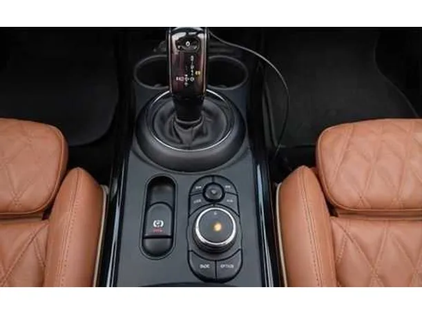 Car image 22
