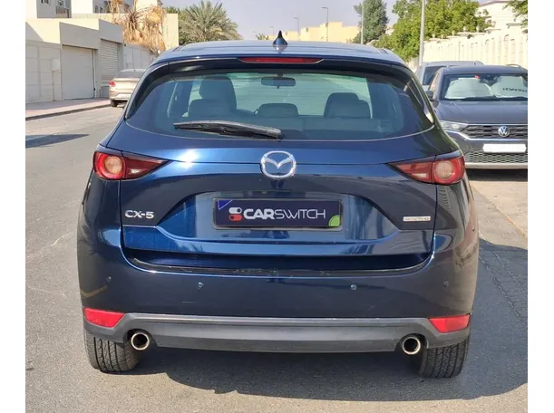 Car image 6