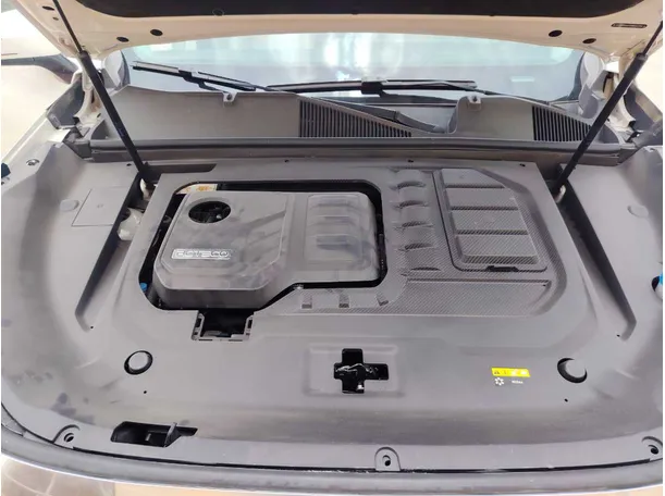 Car image 33