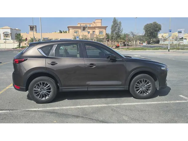 Car image 8