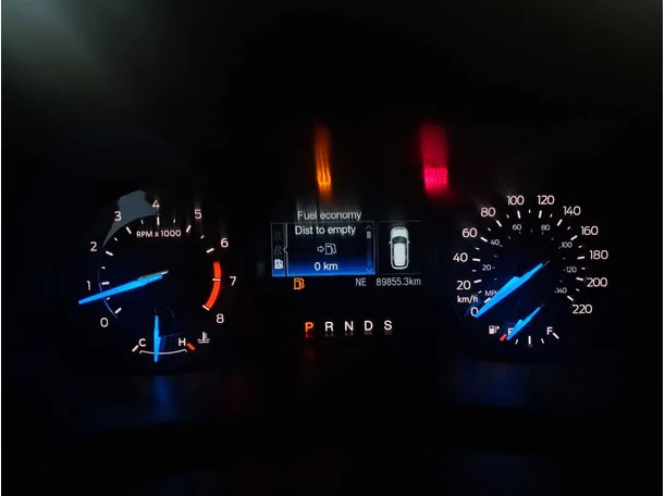 Car image 28