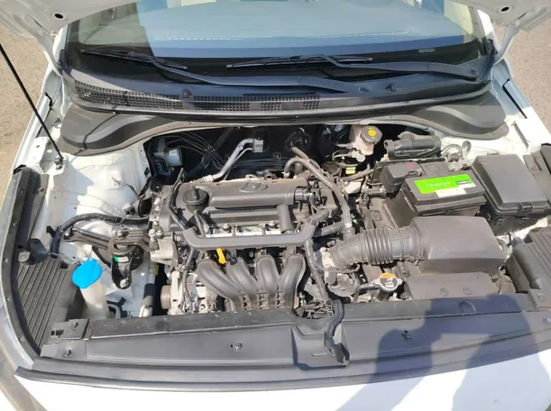 Car image 40
