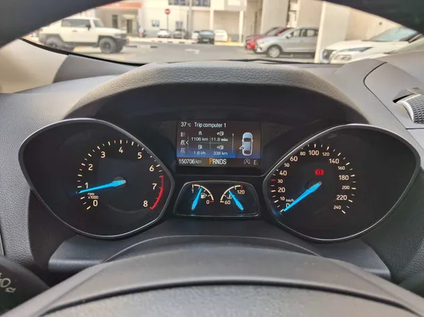 Car image 18