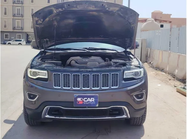 Car image 30