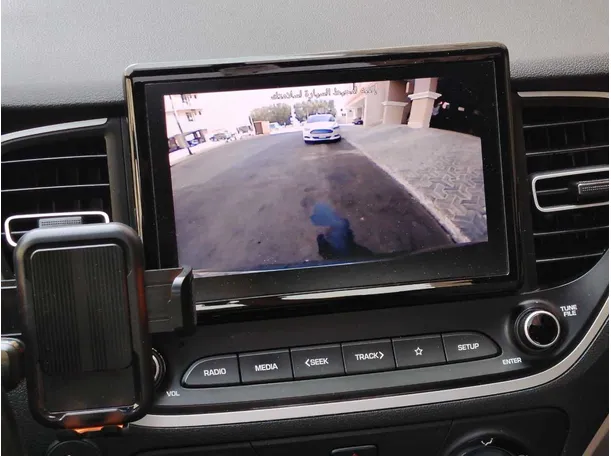 Car image 22