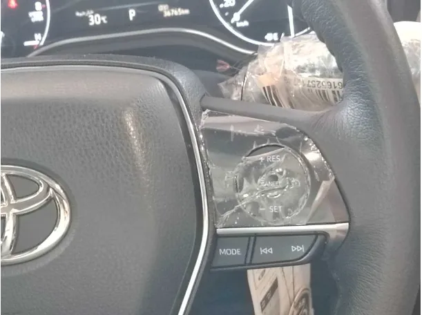 Car image 28