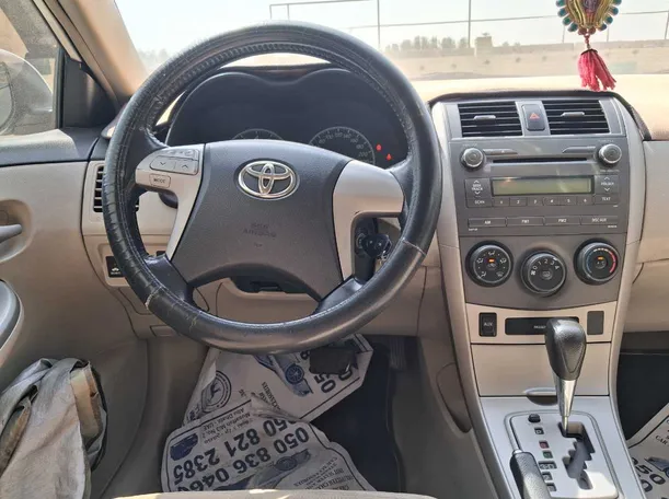 Car image 13