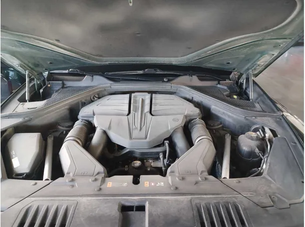 Car image 27