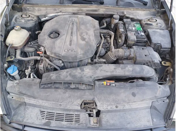 Car image 25