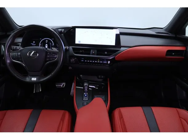 Car image 14