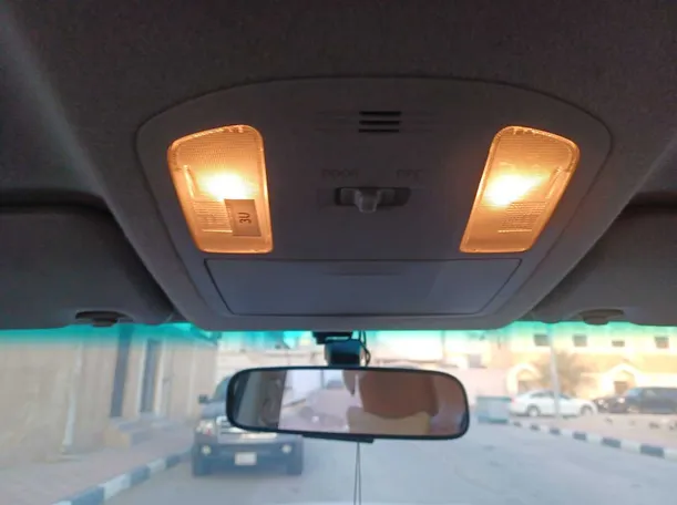 Car image 22