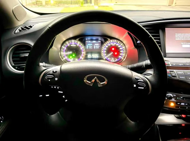 Car image 28