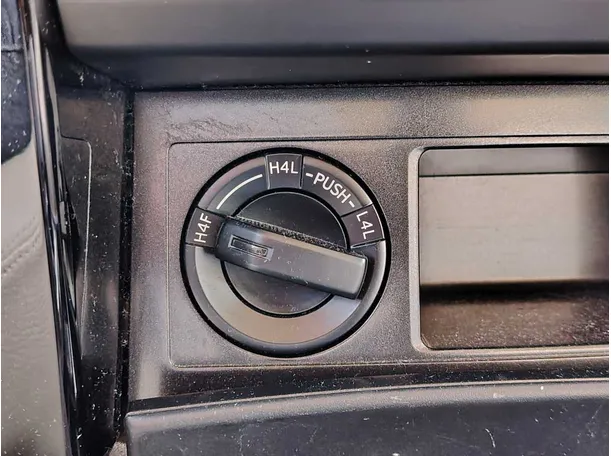 Car image 22