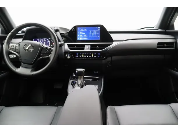 Car image 14