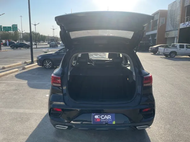 Car image 22