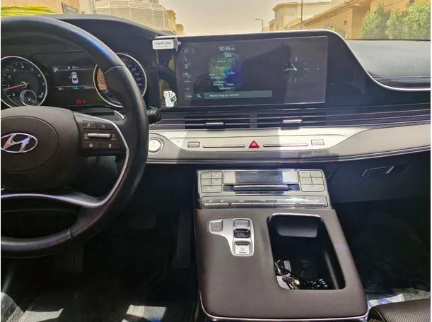 Car image 17