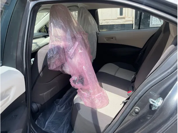 Car image 16