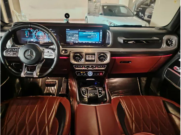 Car image 24