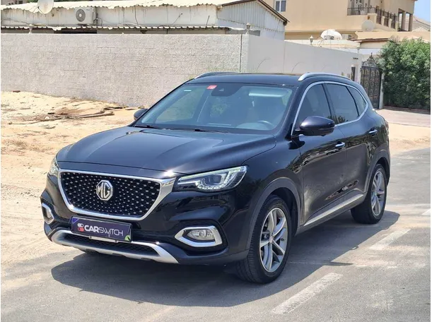 2021 MG HS in UAE