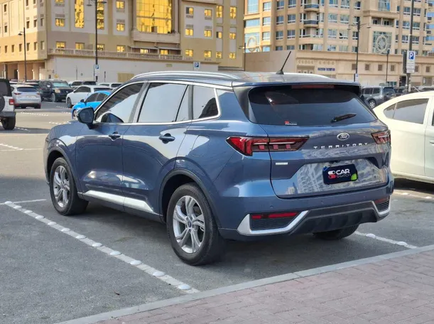Car image 7