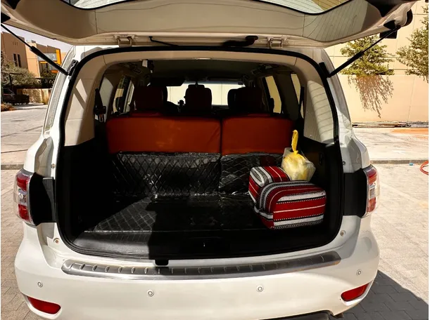 Car image 26