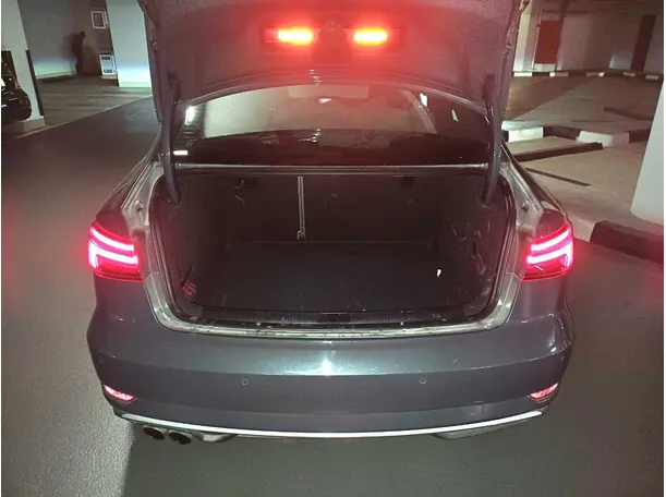 Car image 20