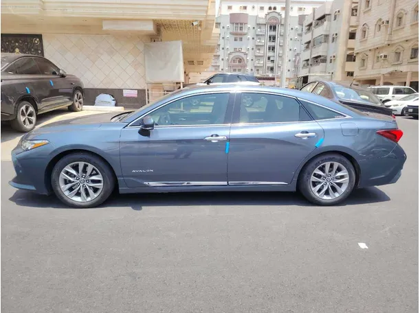 Car image 7